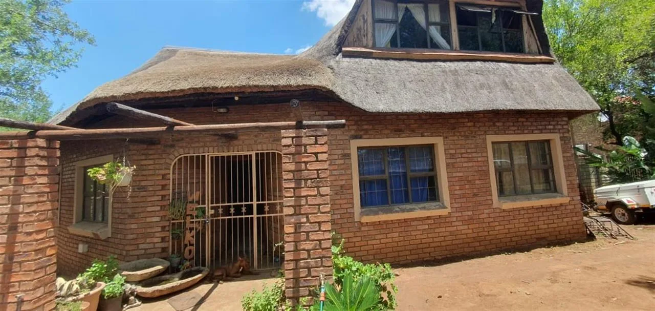 4 Bedroom House for sale in Marble Hall