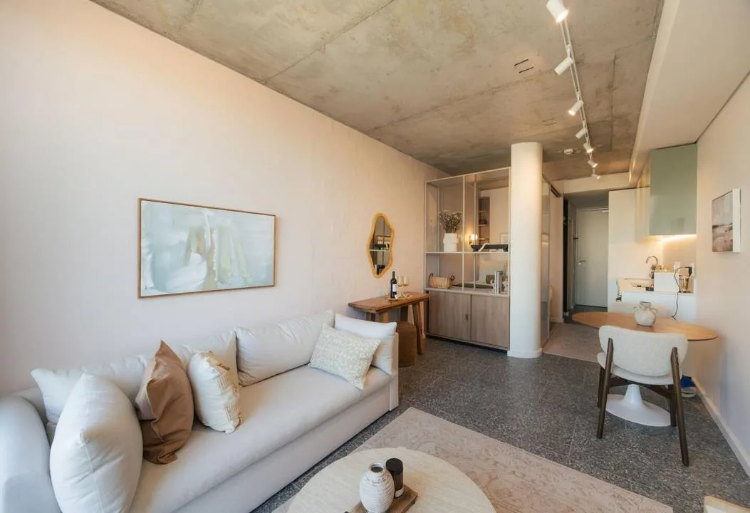 1 Bedroom Apartment / flat to rent in Sea Point