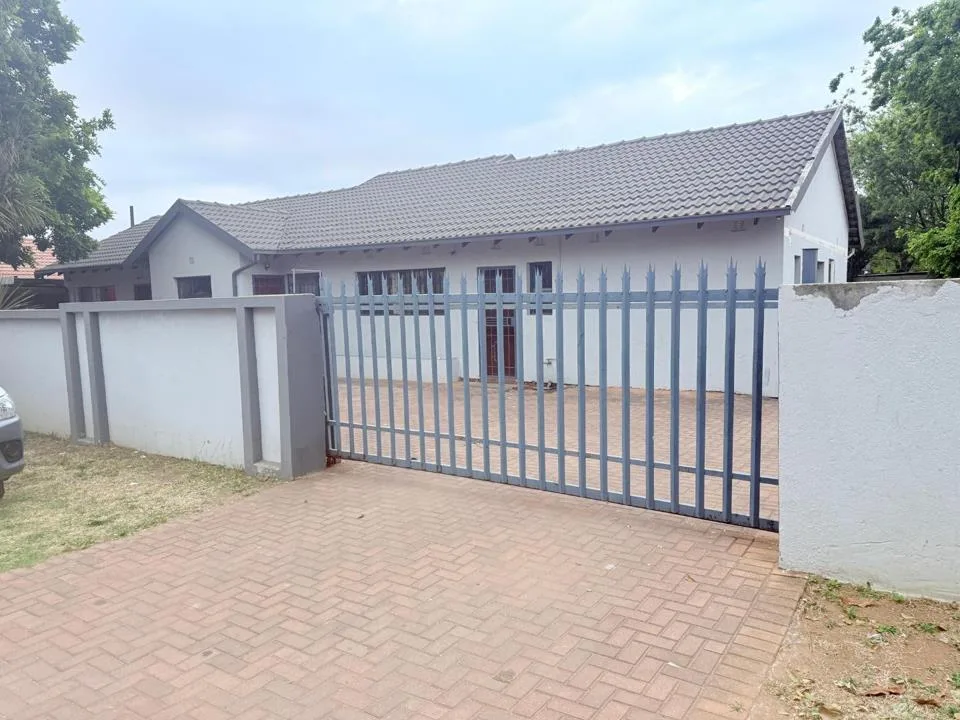 1 Bedroom Apartment / flat to rent in Crystal Park
