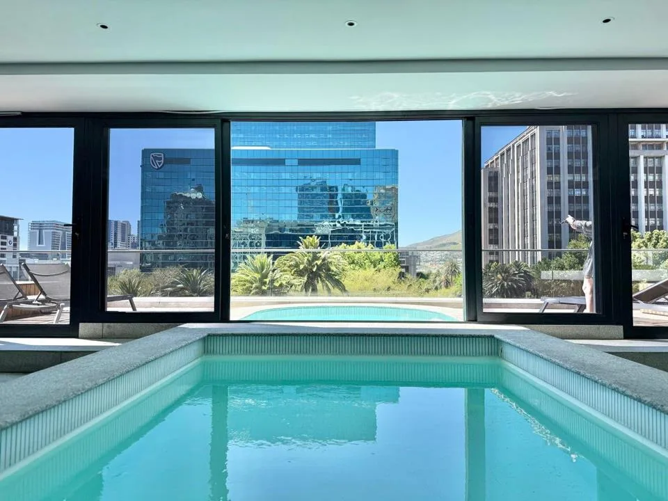 0.5 Bedroom Apartment / flat to rent in Foreshore
