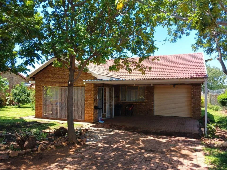 2 Bedroom House for sale in Bela Bela