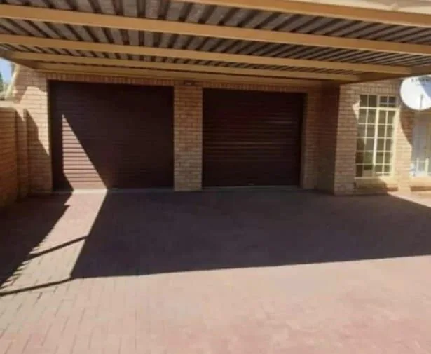 3 Bedroom House for sale in Reyno Ridge