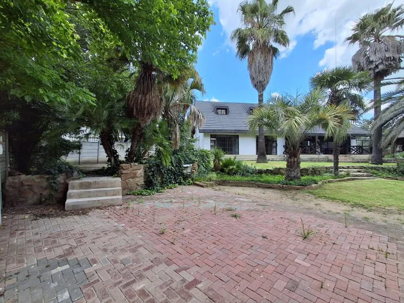 2 Bedroom House for sale in Panorama