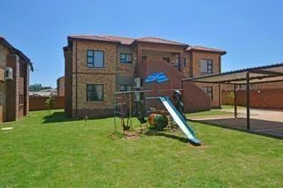 2 Bedroom Apartment / flat to rent in Bergbron