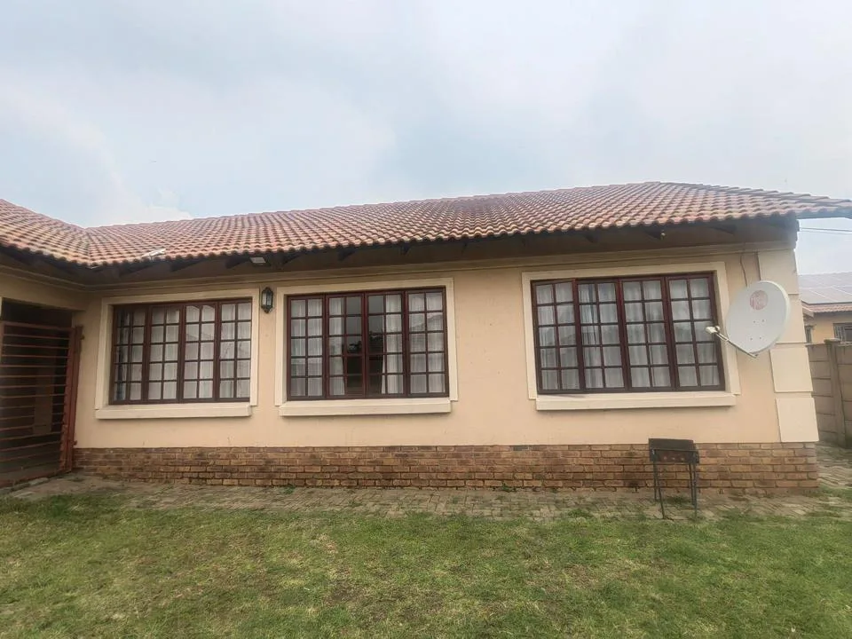 2 Bedroom House to rent in Secunda