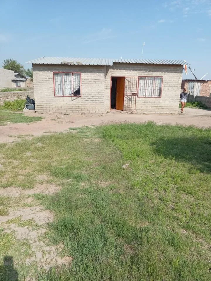 2 Bedroom House for sale in Polokwane Ext 76