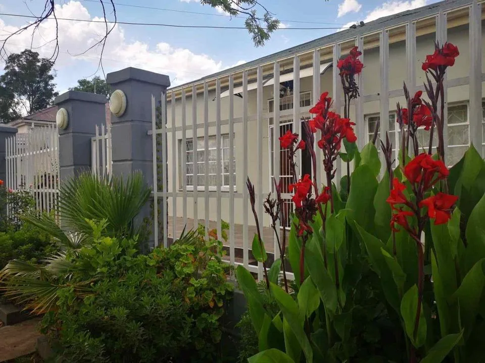 3 Bedroom House for sale in Top Town