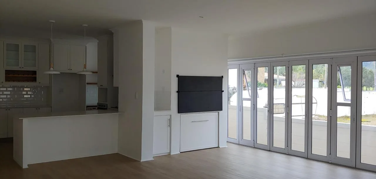 2 Bedroom House to rent in Porterville