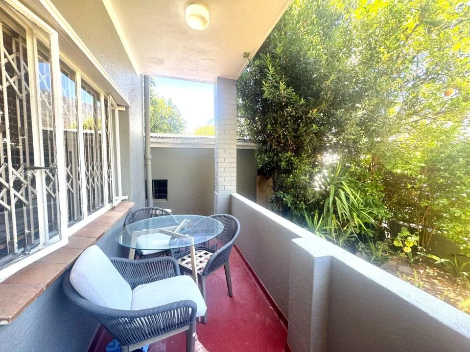 2 Bedroom Apartment / flat to rent in Tamboerskloof