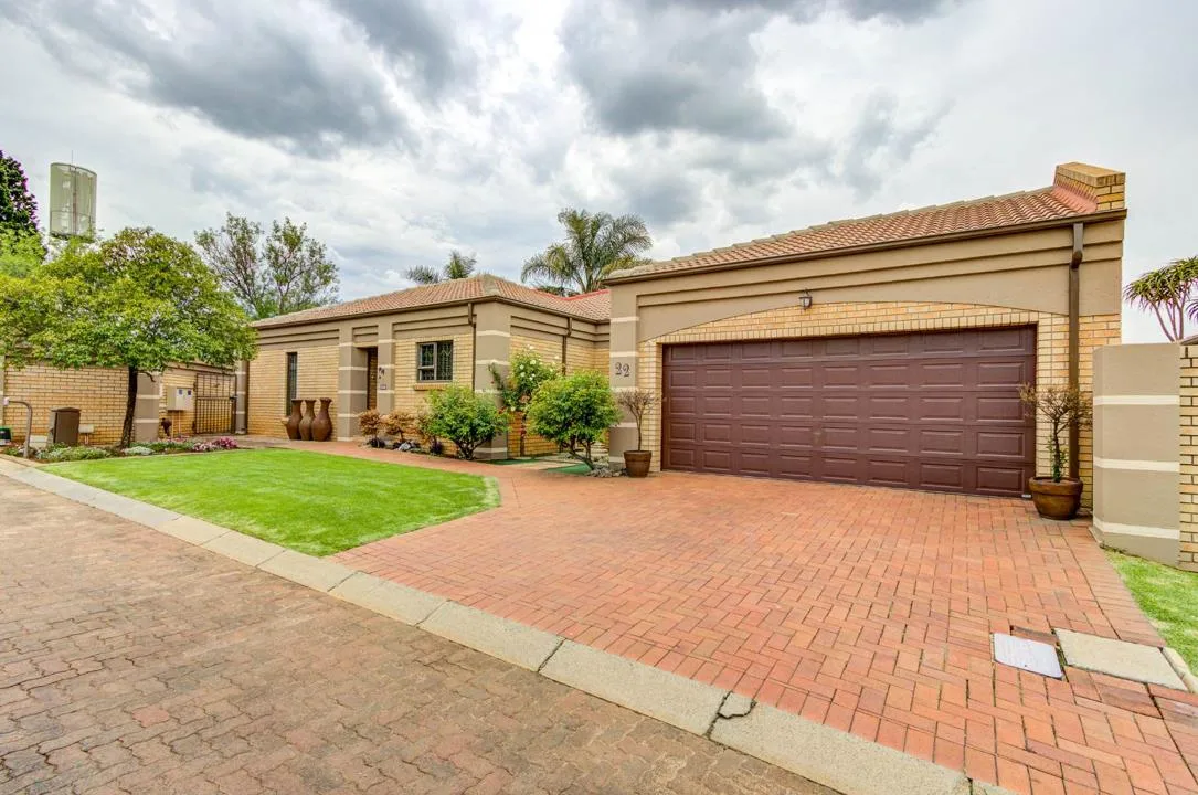 3 Bedroom Townhouse to rent in Bartlett