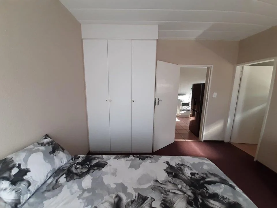 1 Bedroom Apartment / flat to rent in Kannoniers Park