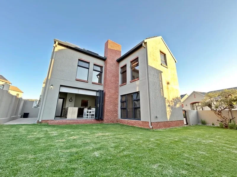 3 Bedroom Townhouse to rent in Woodland Hills Bergendal