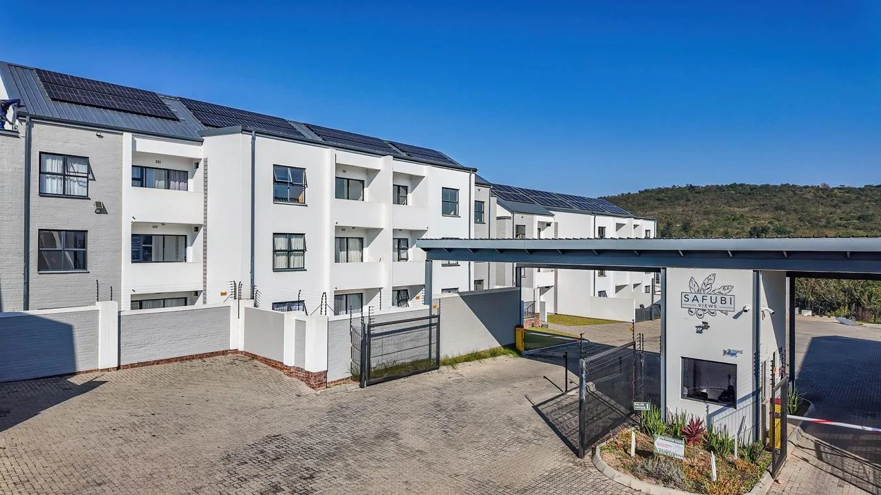 2 Bedroom Apartment / flat to rent in West Acres