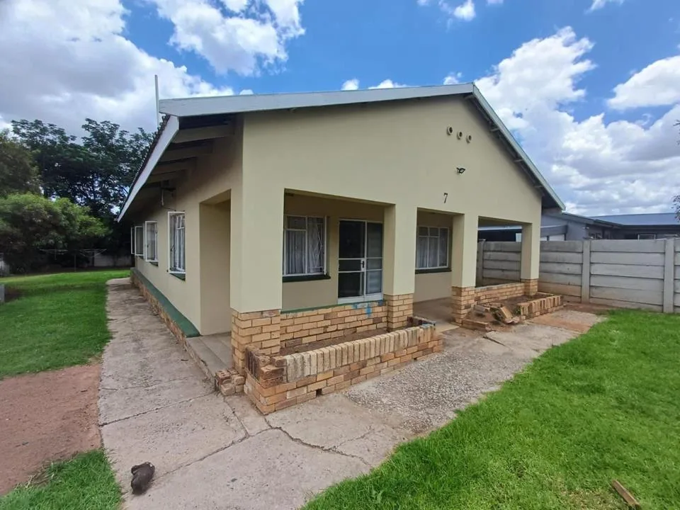 3 Bedroom House for sale in Collerville