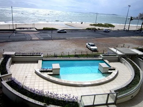 2 Bedroom Apartment / flat to rent in Strand Central