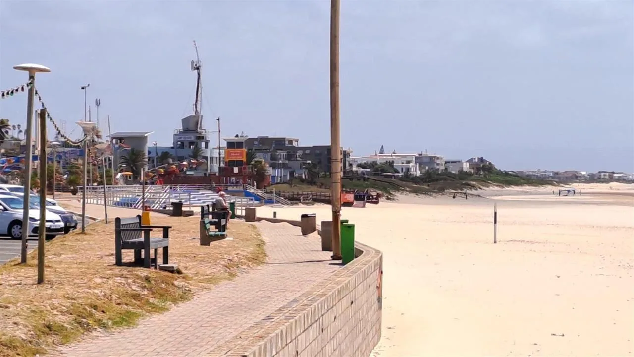 2 Bedroom Apartment / flat for sale in Jeffreys Bay Central