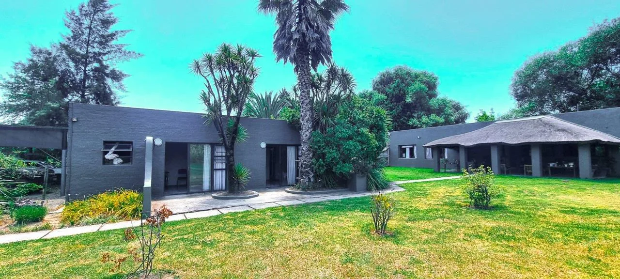 8 Bedroom House for sale in Stutterheim