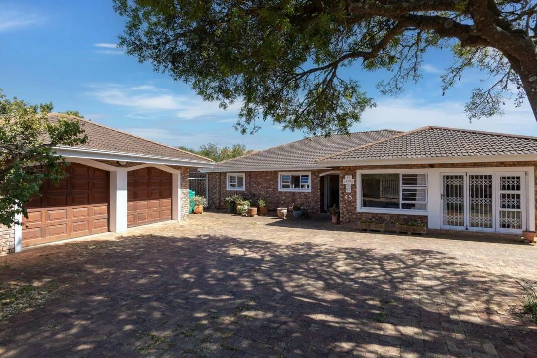 3 Bedroom House for sale in Riversbend