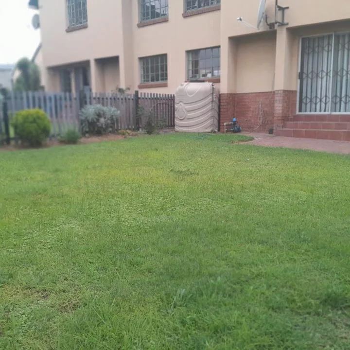 3 Bedroom Townhouse for sale in Reyno Ridge