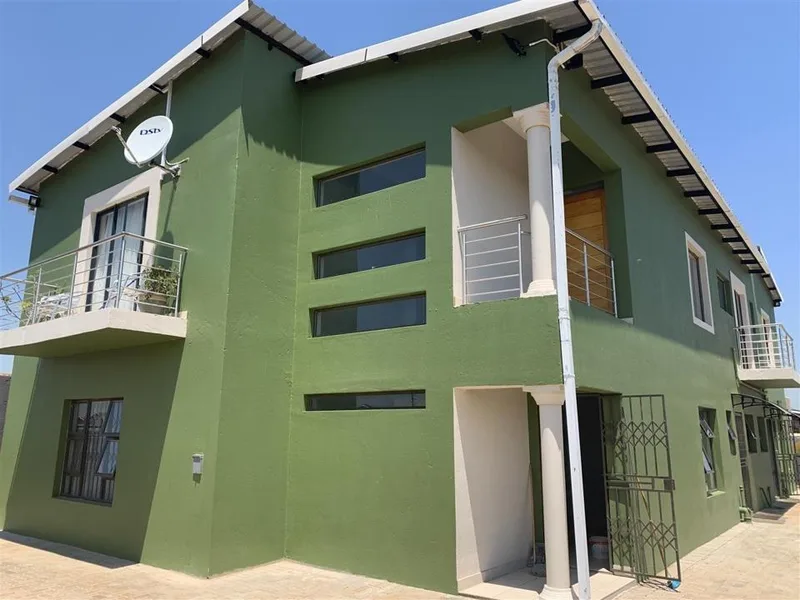 1 Bedroom Townhouse to rent in Villa Liza