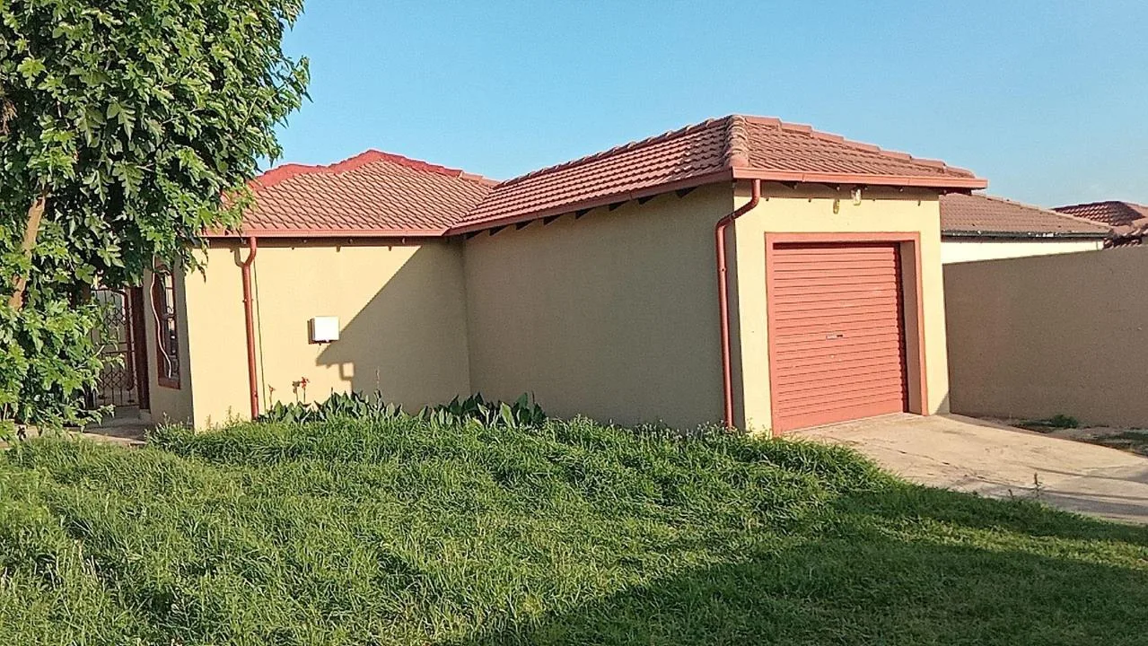 3 Bedroom House to rent in Alveda