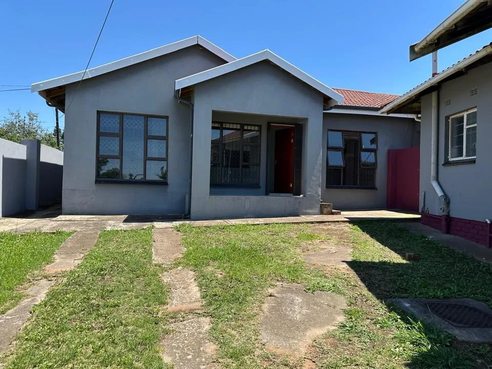 2 Bedroom Apartment / flat to rent in Mthatha