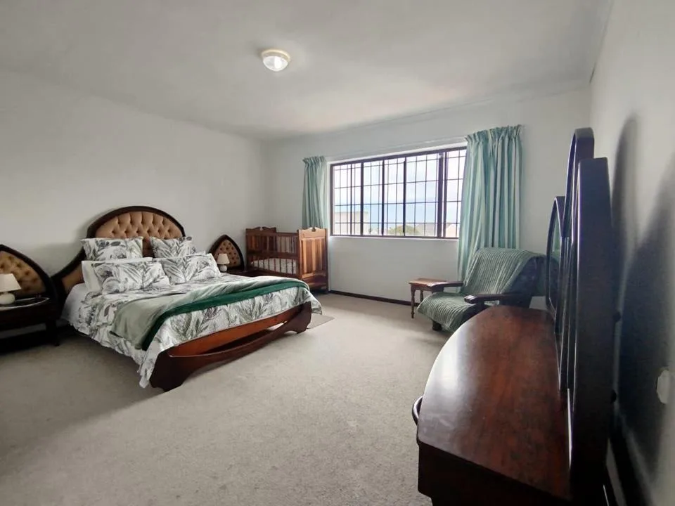 3 Bedroom Apartment / flat to rent in Country Club