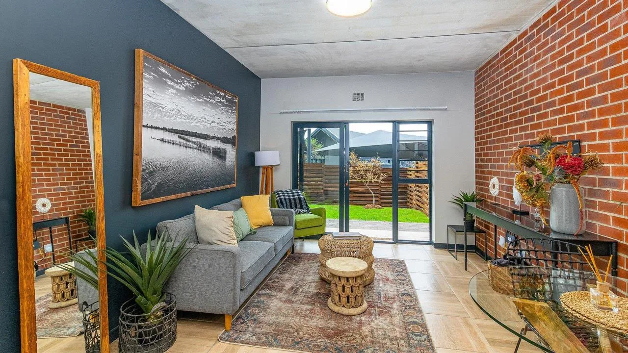 2 Bedroom Apartment / flat to rent in Waterfall