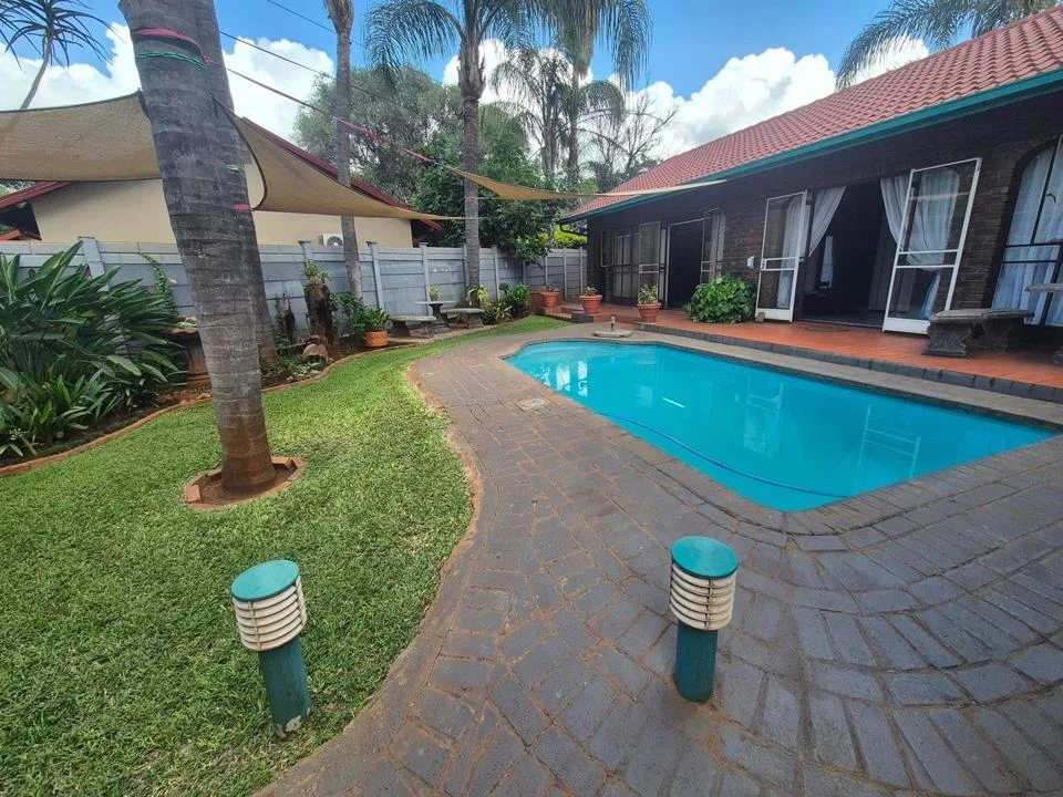 4 Bedroom House for sale in Thabazimbi