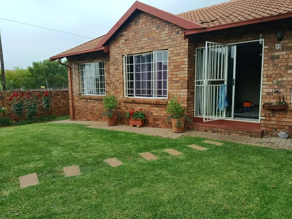 3 Bedroom Townhouse to rent in Highveld