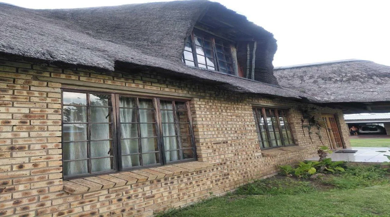 1 Bedroom House for sale in Oranjeville
