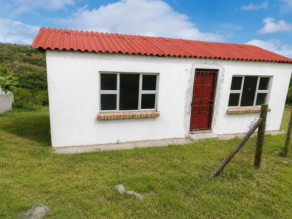 2 Bedroom House for sale in Mdantsane Nu 13