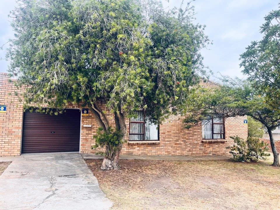 2 Bedroom House for sale in Noorsekloof