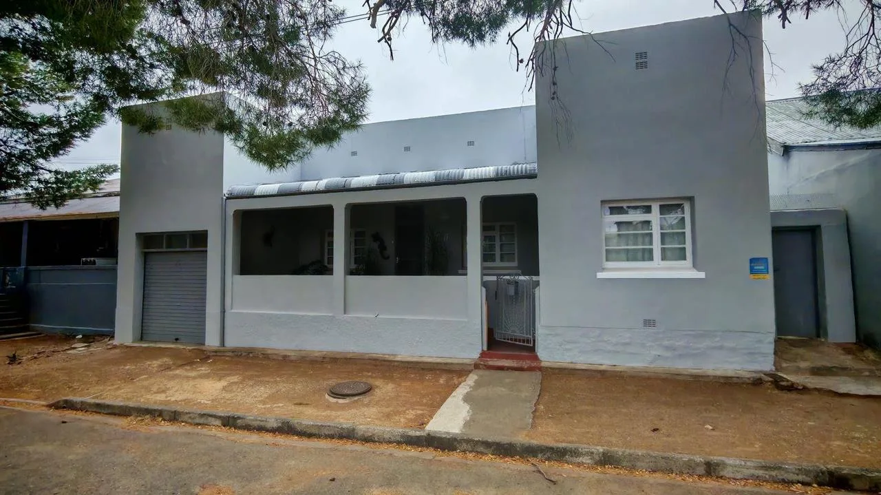 3 Bedroom House for sale in Cradock