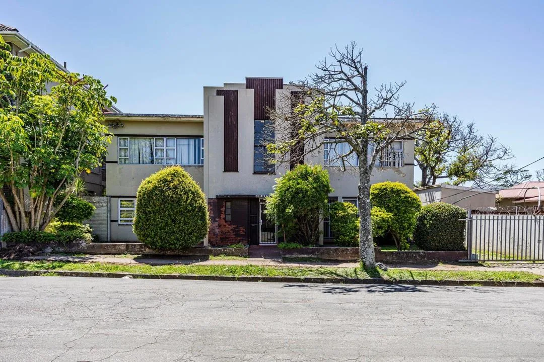 3 Bedroom Apartment / flat for sale in Southernwood