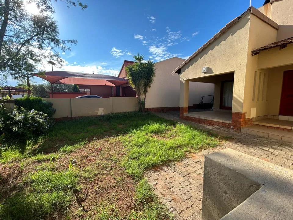 3 Bedroom House for sale in Hillcrest