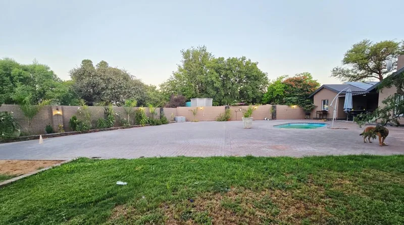 4 Bedroom House for sale in Kathu
