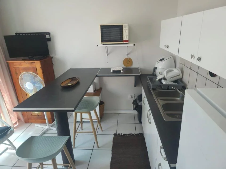 1 Bedroom Apartment / flat to rent in Yzerfontein