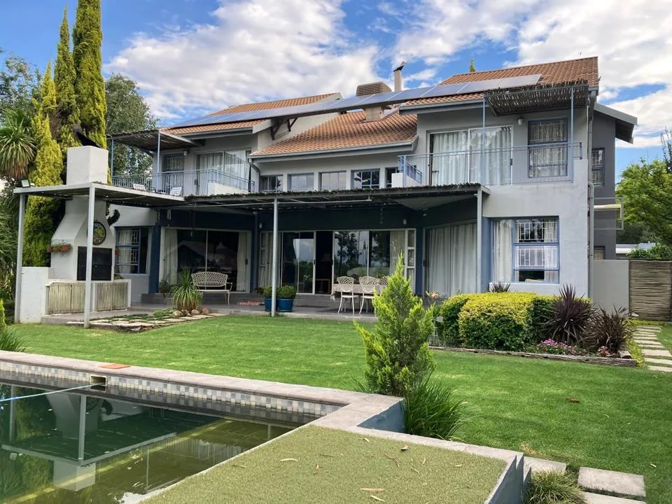 4 Bedroom House for sale in Douglas
