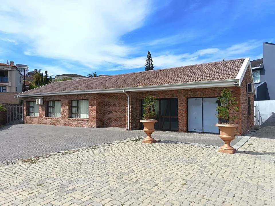 4 Bedroom House for sale in Aston Bay