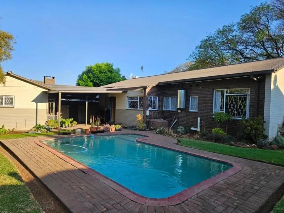 3 Bedroom House for sale in Cassandra