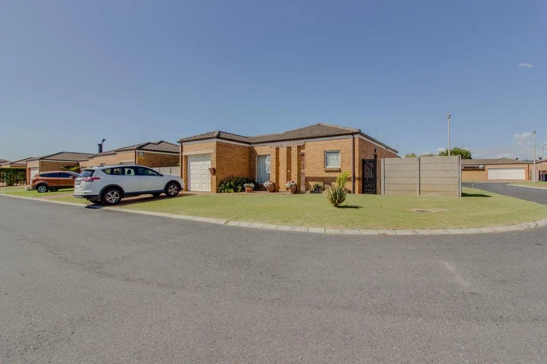 2 Bedroom House to rent in Brackenfell Central