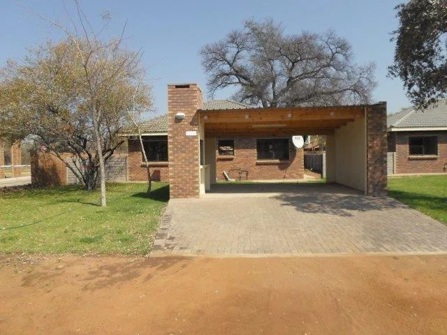 4 Bedroom House for sale in Lephalale