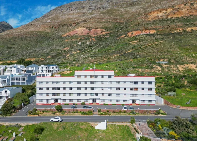 2 Bedroom Apartment / flat to rent in Simons Town Central