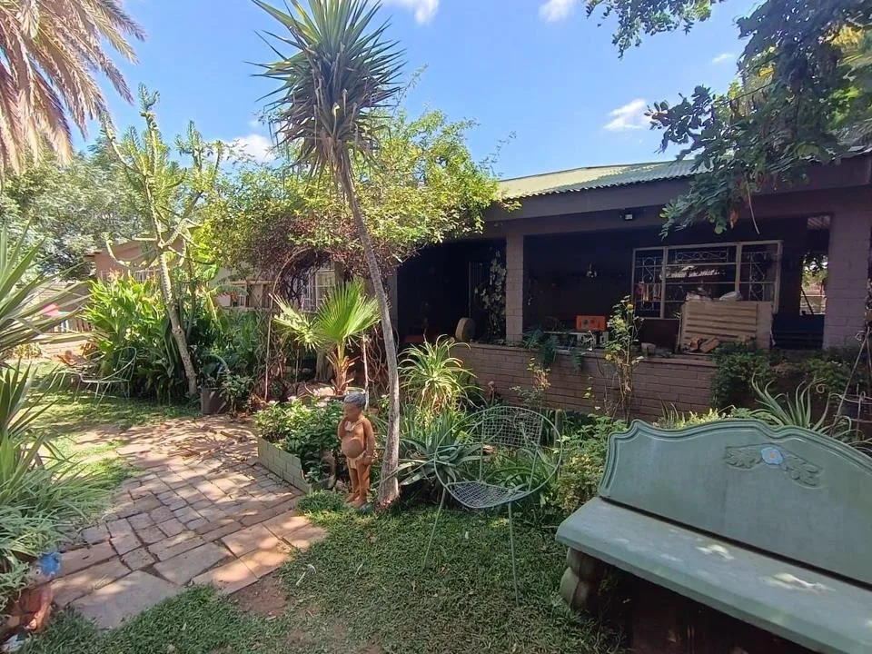3 Bedroom House for sale in Kuruman
