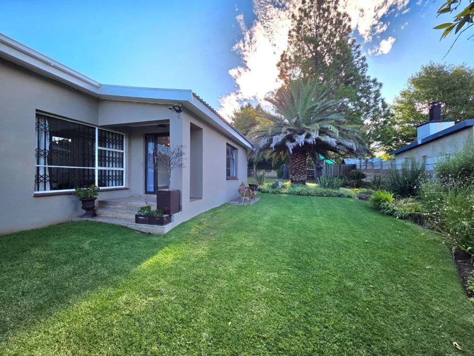 4 Bedroom House for sale in Reitz