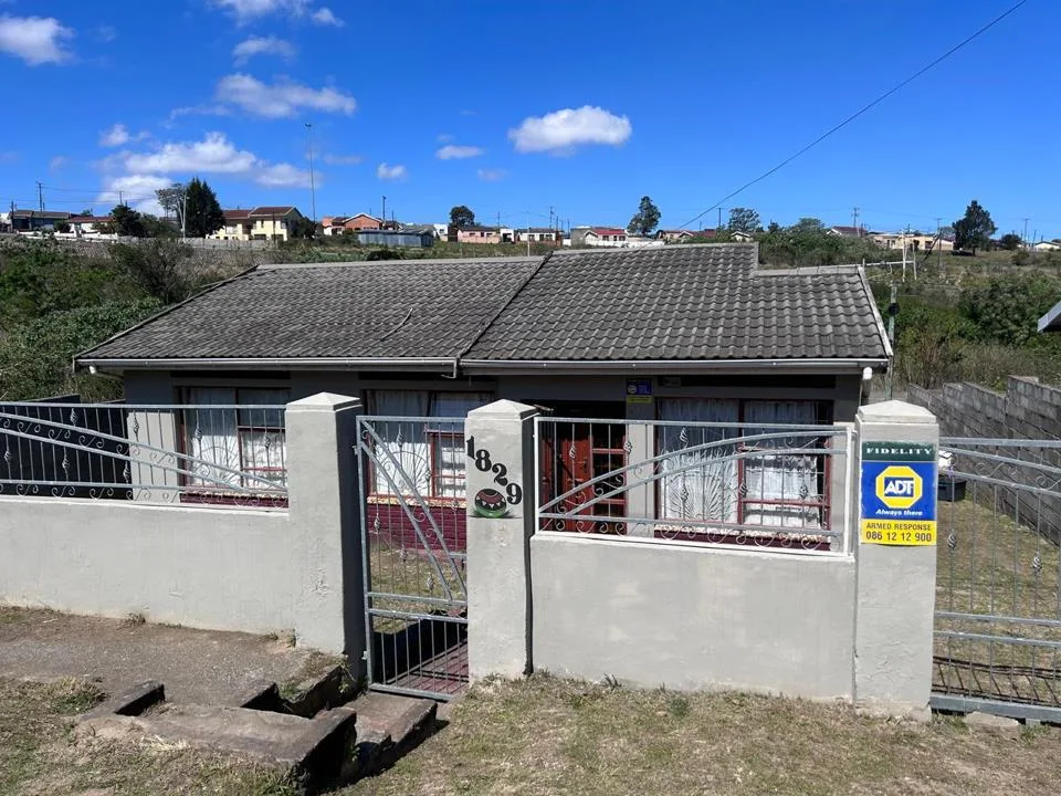 3 Bedroom House for sale in Mdantsane Nu 11