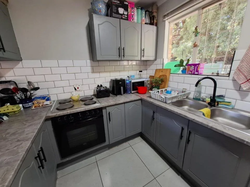 2 Bedroom Townhouse for sale in Bayswater