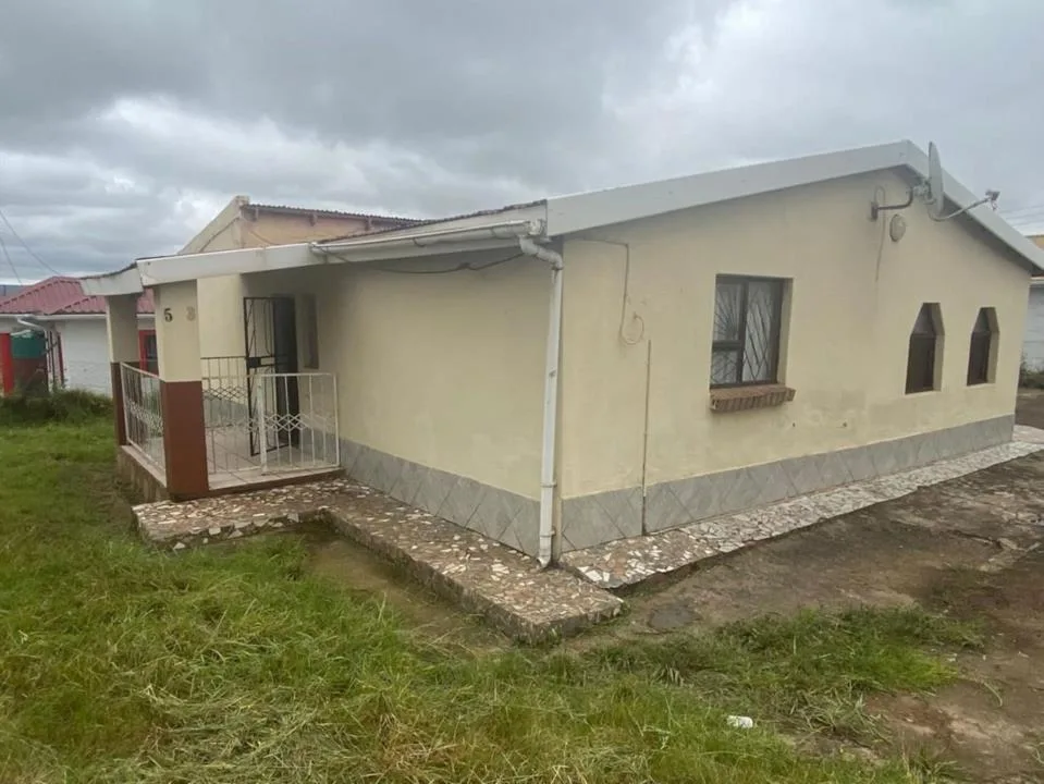 4 Bedroom House for sale in Mthatha