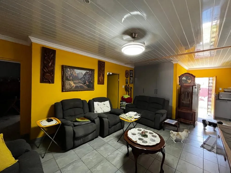 5 Bedroom House for sale in Annadale